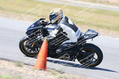 media/Apr-23-2023-TrackXperience (Sun) [[90816c9ee1]]/Level 2/session 2 turn 11/